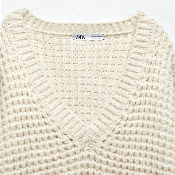 Zara Knit Sweater V-Neck New - Picture 11 of 11